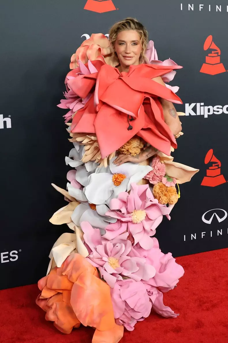 USA - MusiCares Person of the Year Event  IHO Mariah Carey - Los Angeles