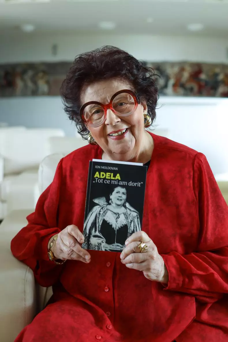 Adela Marculescu 5