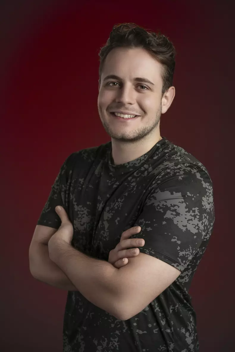 Aris Eram