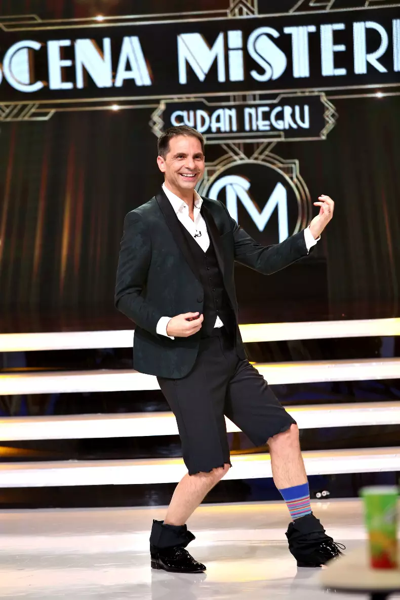 Scena misterelor (14)