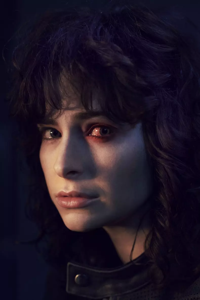 NOS4A2_PORTRAIT_Vic_0072_RT_01