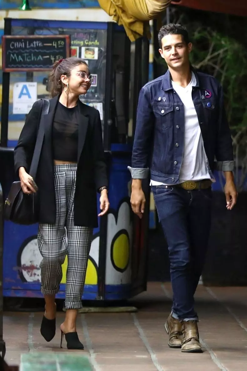 *EXCLUSIVE* Sarah Hyland and Wells Adams catch some cute selfies in front of a mirror during a night out in LA