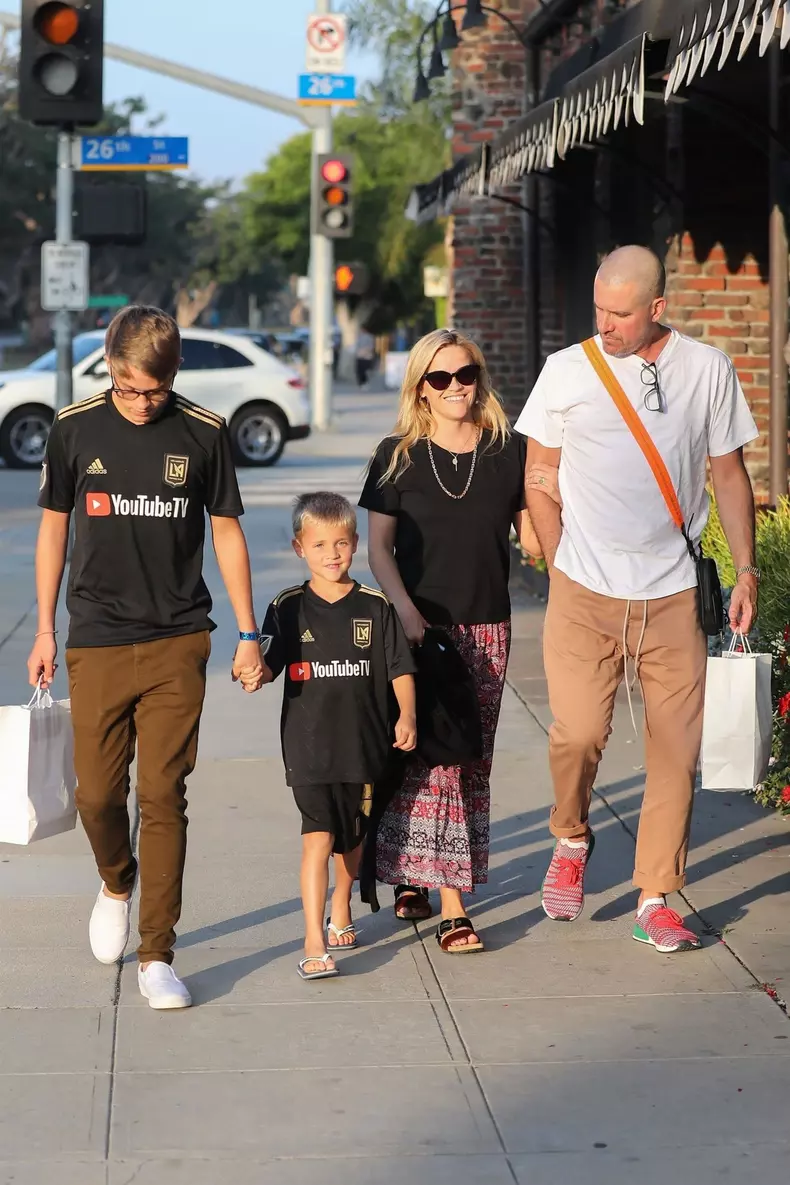 Actrița Reese Witherspoon ar fi în pragul divorțului. Motivul este surprinzător