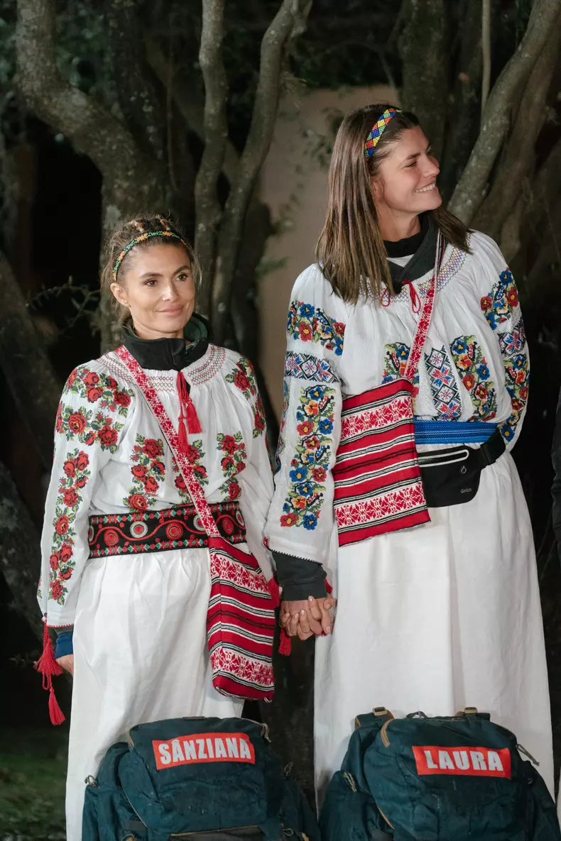 Laura si Sanziana sunt in etapa finala