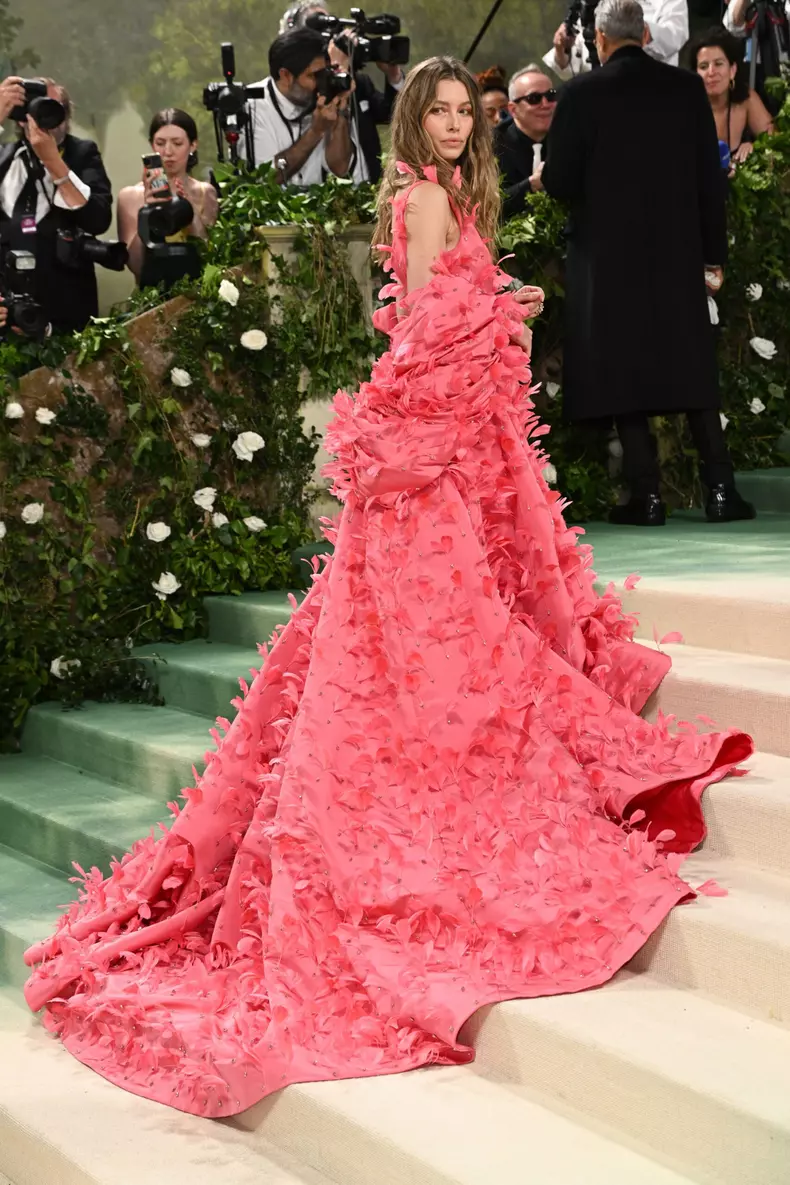 MET Gala 2024: Sleeping Beauties: Reawakening Fashion RED CARPET