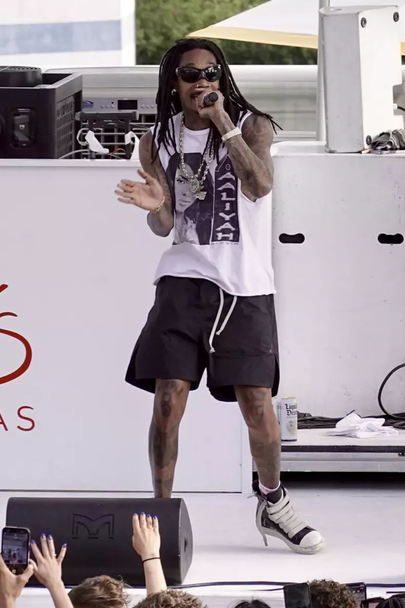 EXCLUSIVE: Wiz Khalifa Lights Up Drai's With Smoke-Filled Outdoor Concert In Las Vegas - 27 Apr 2024