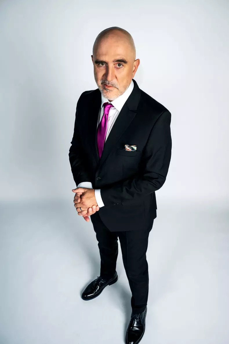 Razvan Exarhu, roast master La bine si la roast_PRO TV si VOYO (2)