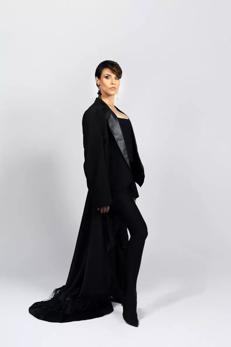 Ana-Ularu-2