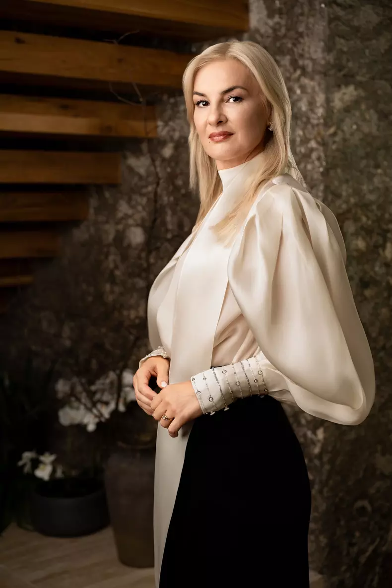 Ioana Flora (2)