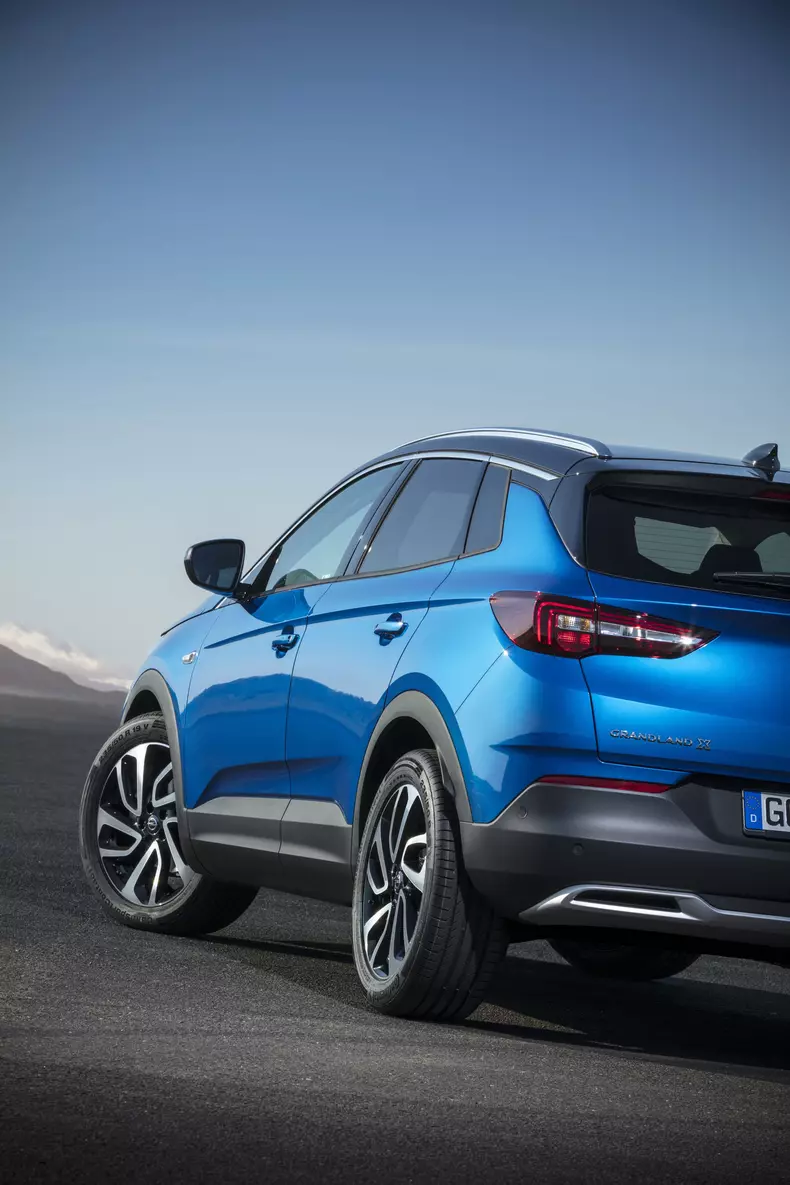 Stylish, functional Opel Grandland X