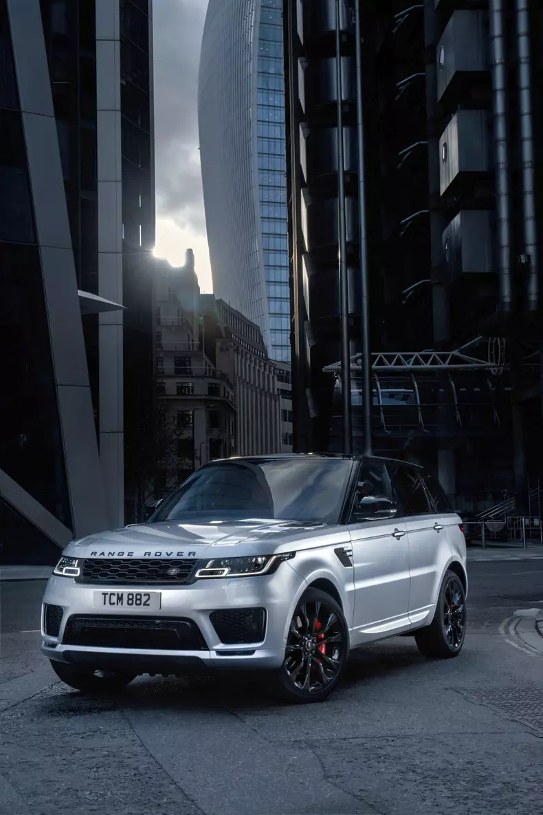 Range Rover Sport HST 11