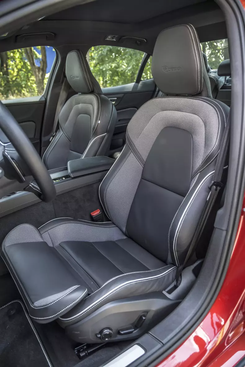 Volvo S60 Auto Bild Romania foto Bogdan Paraschiv 25