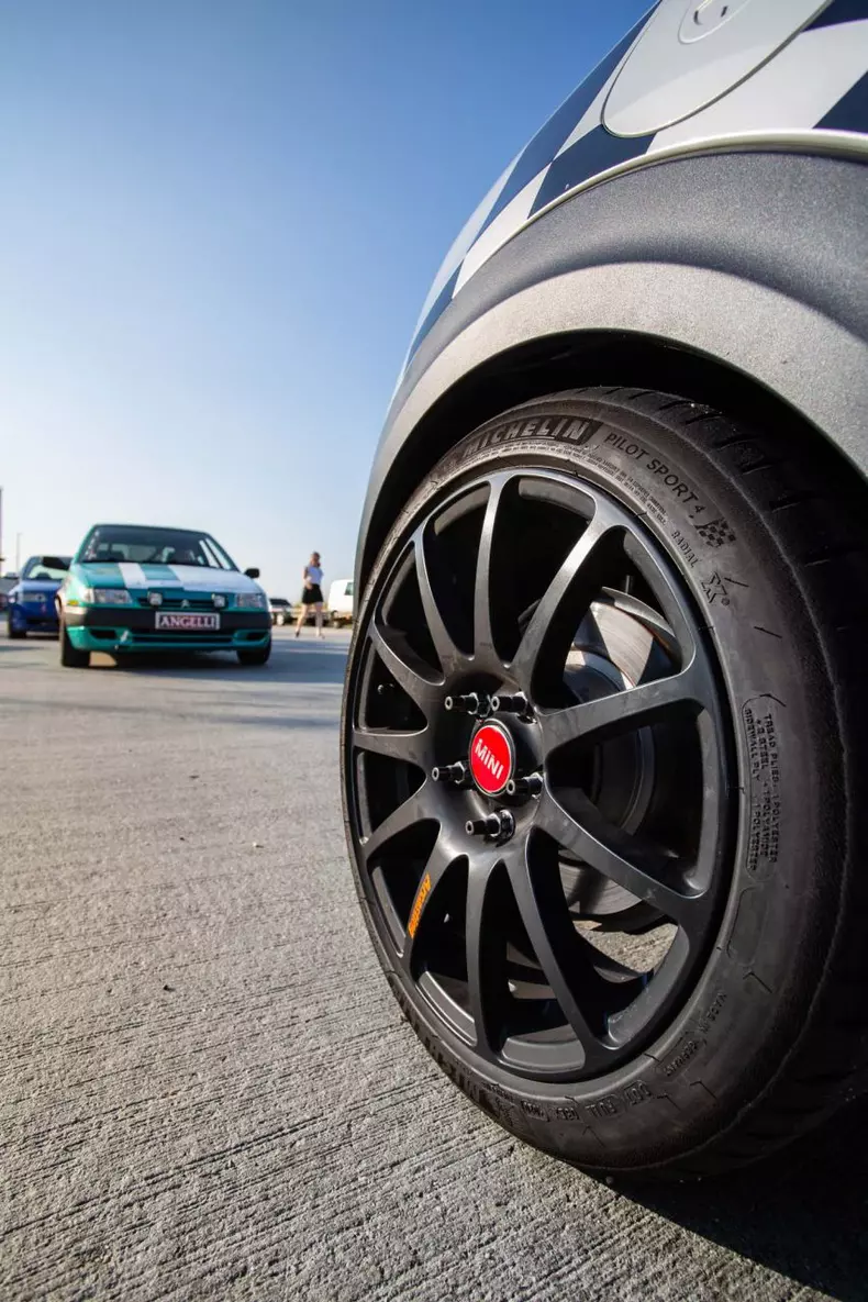 MINI Cooper SE Vitesco Technologies Electric Racing MIMI foto Adrian Cobzasu 75