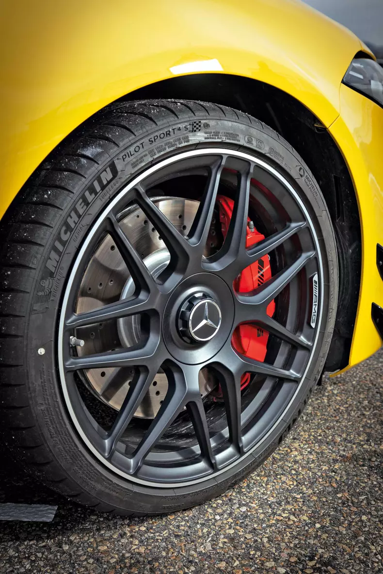 Audi_RS3_BMW_M_240_Mercedes_A45_173