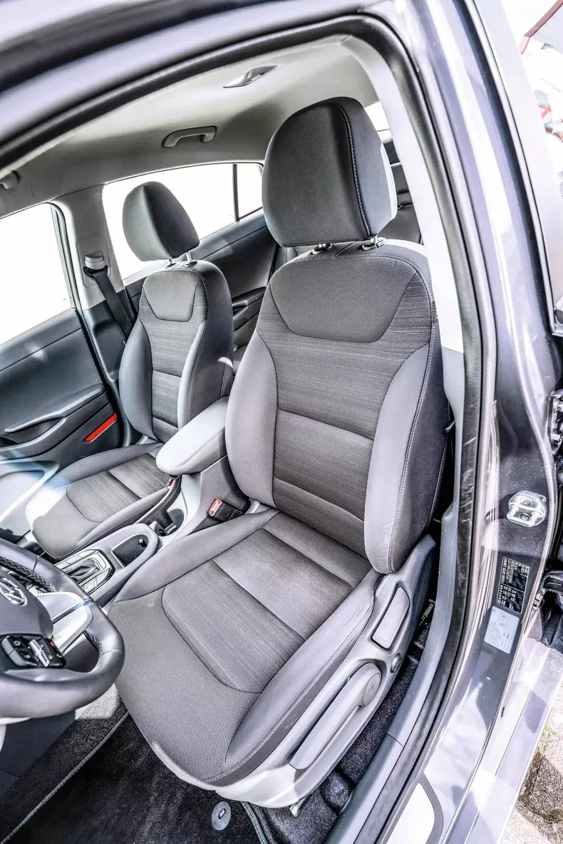 220314_OTA5420_AB_Hyundai-Ionic-Hybrid_04.22cOlaf-TammFOTO