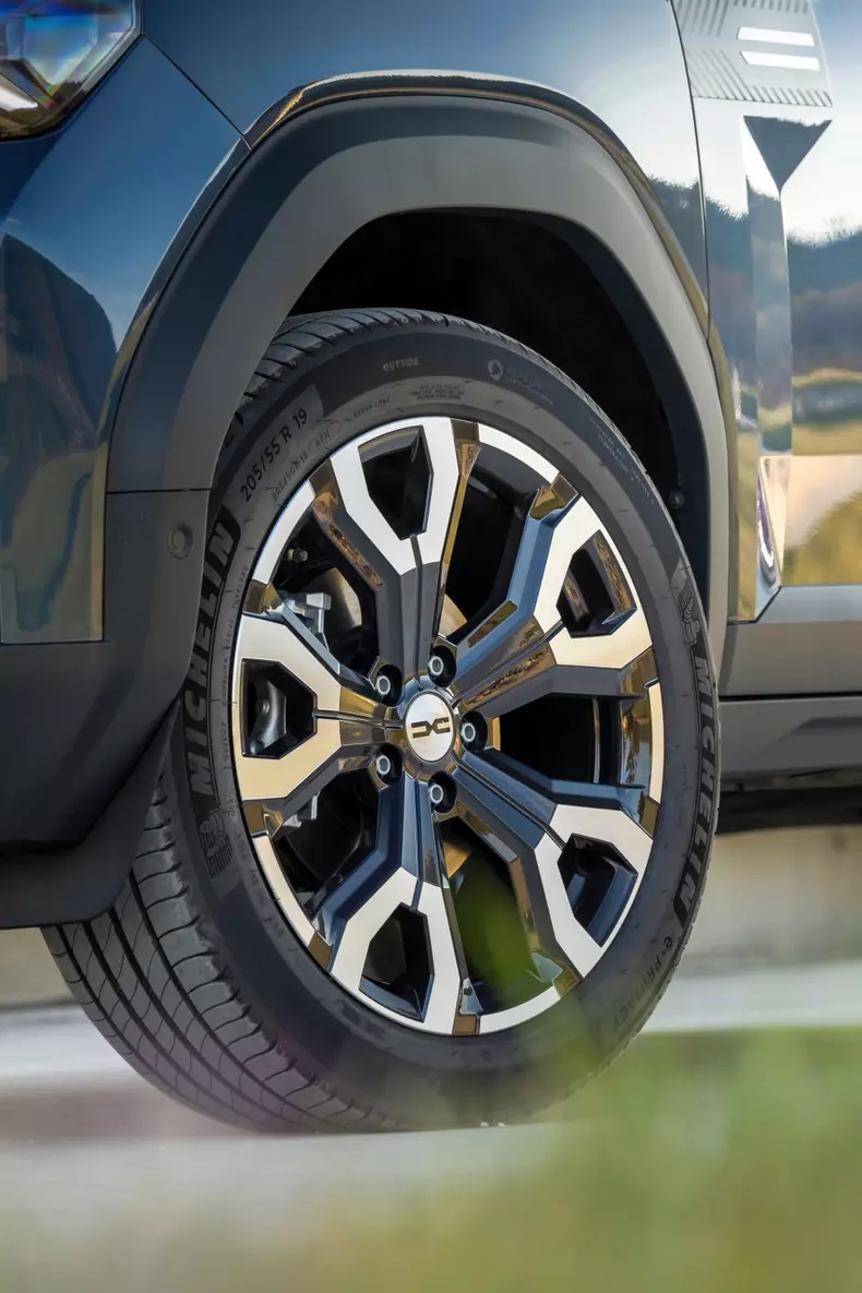 Dacia Bigster test Marsilia low res 021