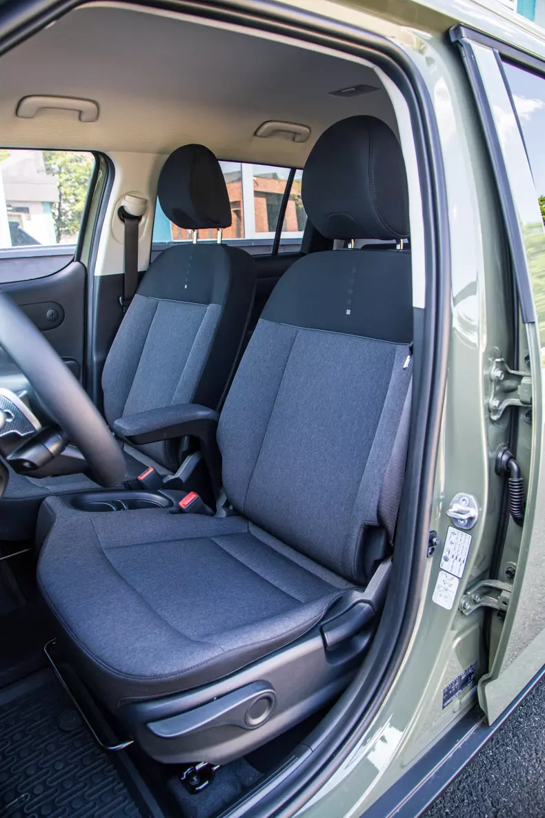 Hyundai Inster low res 030