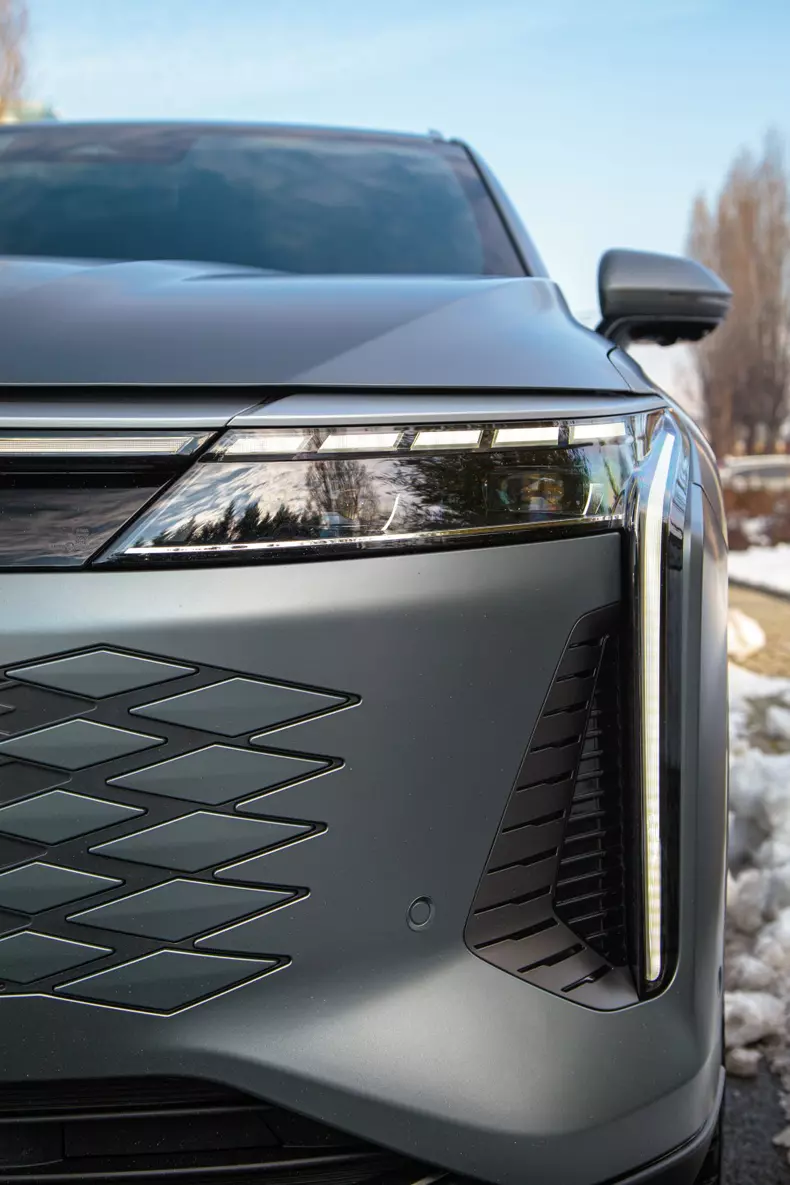 Omoda 9 SHS low res 031