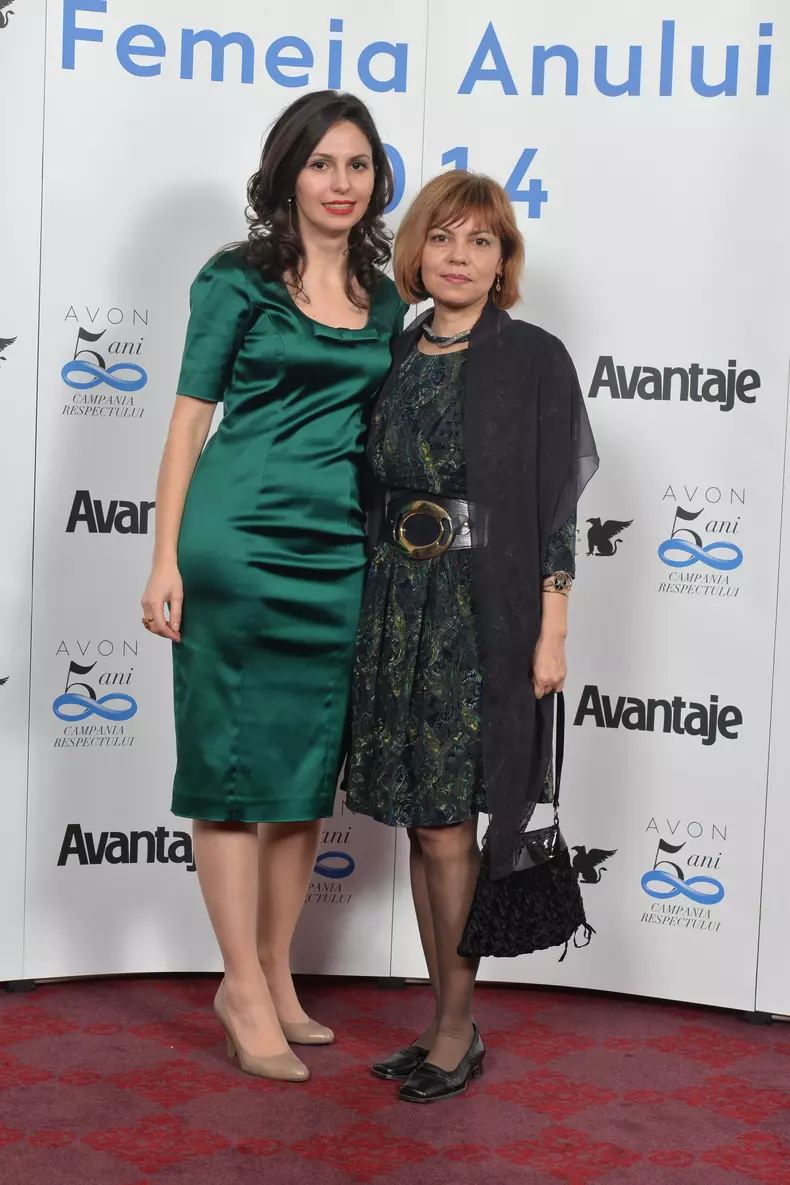 Catalina Ioancea (jurnalist Avantaje), Maria Dragota (jurnalist Viata Medicala)