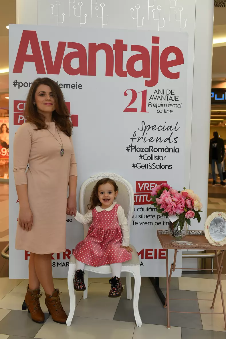 Stoica Iulia Alexandra (mama) si Natalia Maria