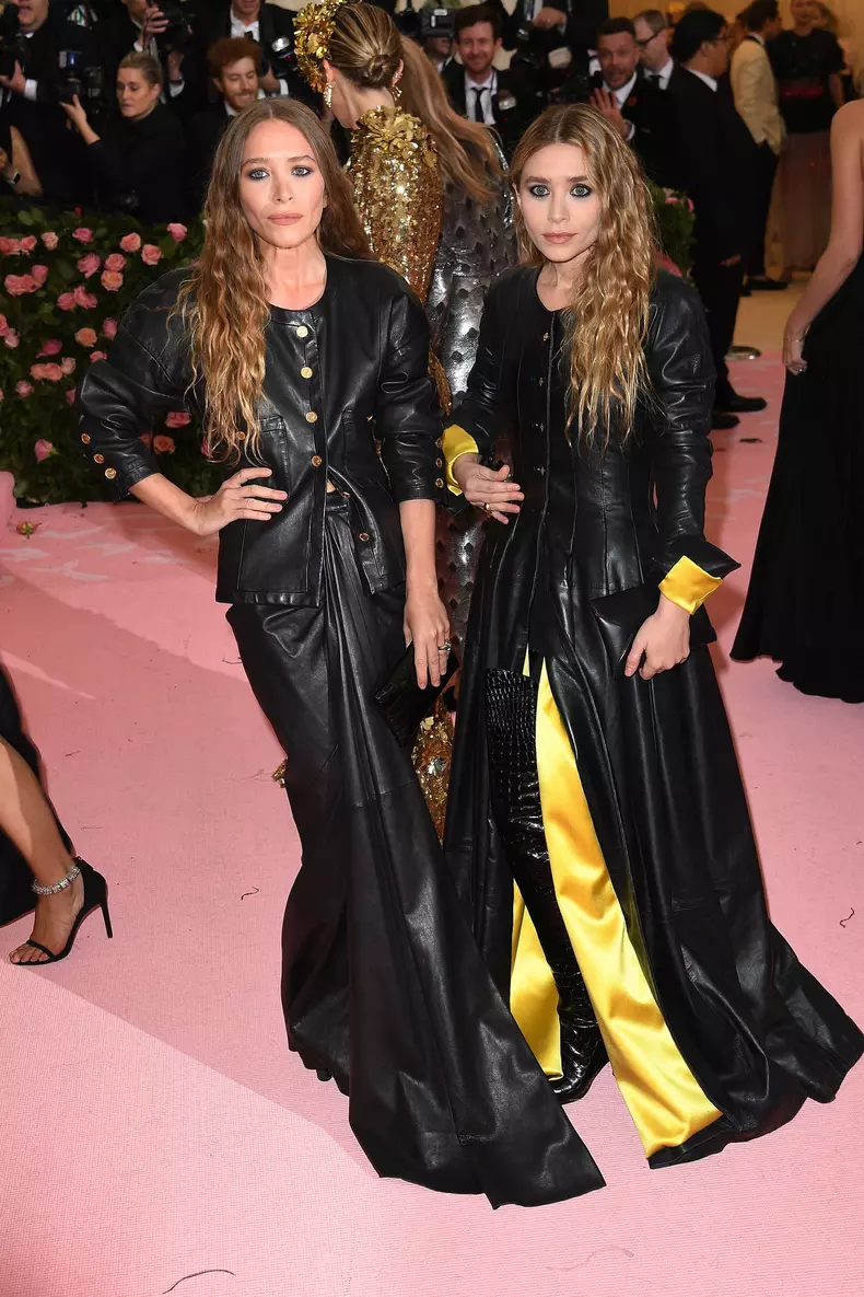 Mary-Kate și Ashley Olsen
