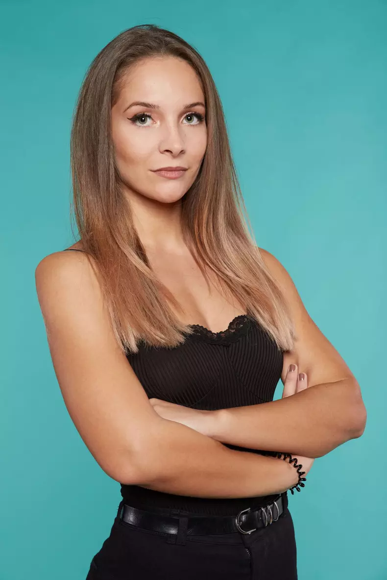 Elena Karina Fetica_Survivor Romania