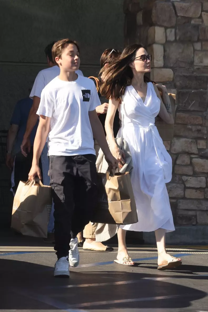 *EXCLUSIVE* Angelina Jolie and her 14-year-old son Knox get their week started with grocery shopping in Los Feliz
