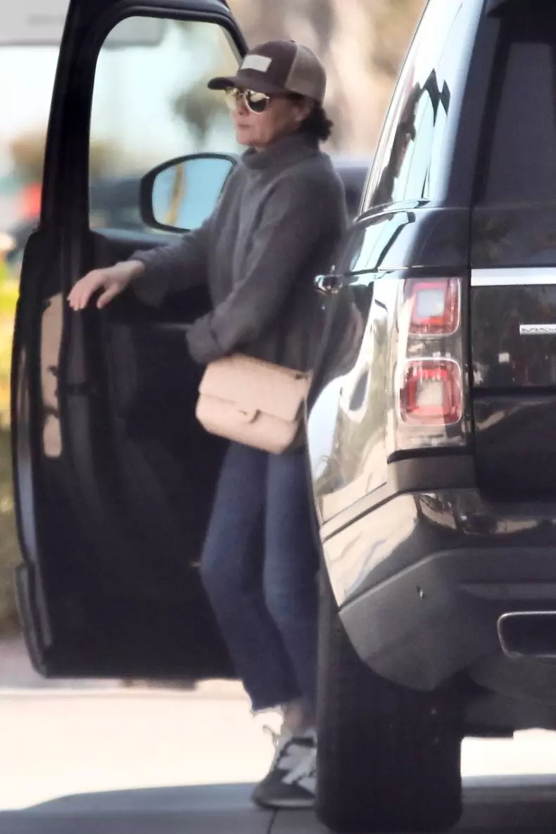 *EXCLUSIVE* Shannen Doherty makes a pit stops at a gas station in Malibu