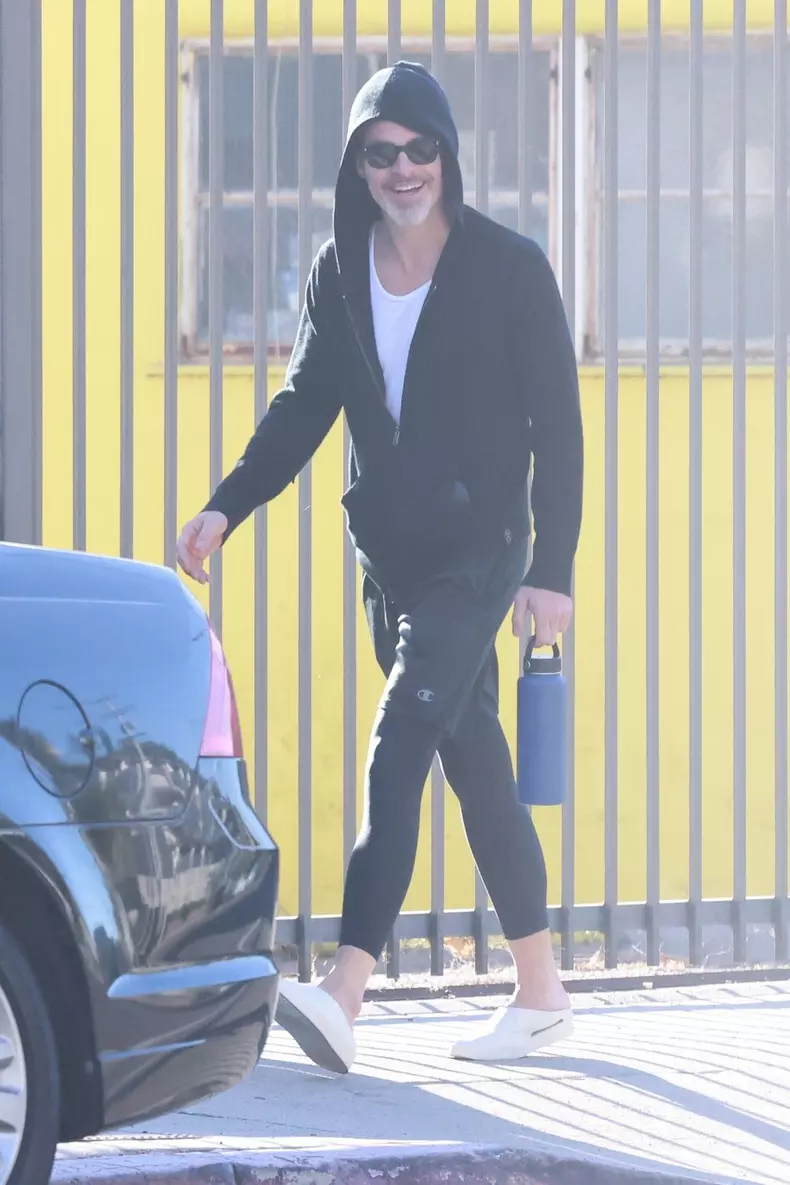 *EXCLUSIVE* Chris Pine keeps a hoodie on after PM yoga class in Silver Lake