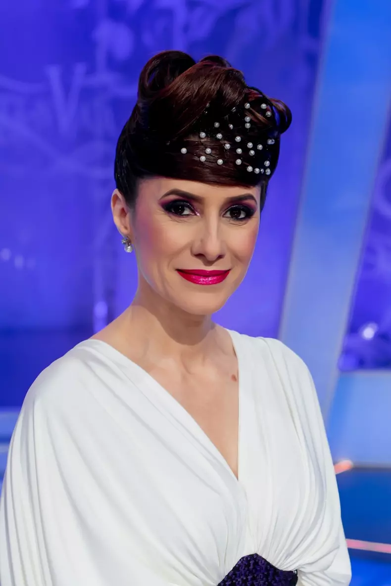 Mioara Velicu, Gheorghe Turda şi Maria Cârneci cântă în limbi străine