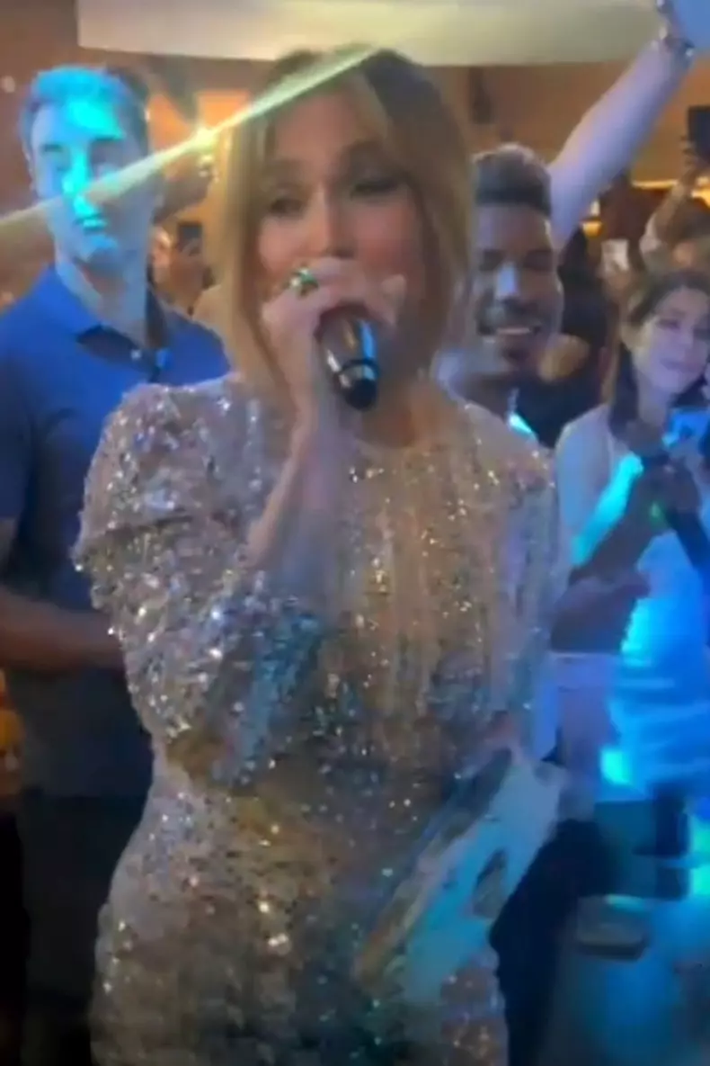 The American Actress Jennifer Lopez looks glamorous as she performs a few hit songs from her successful career in front of an excitable crowd at the Anema e Core tavern in Capri.