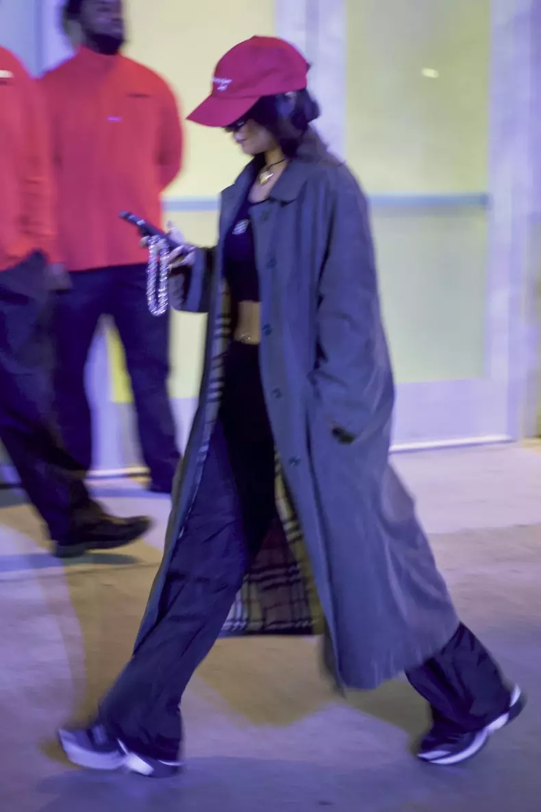 *EXCLUSIVE* Vanessa Hudgens attends Lakers game post-Mexico wedding