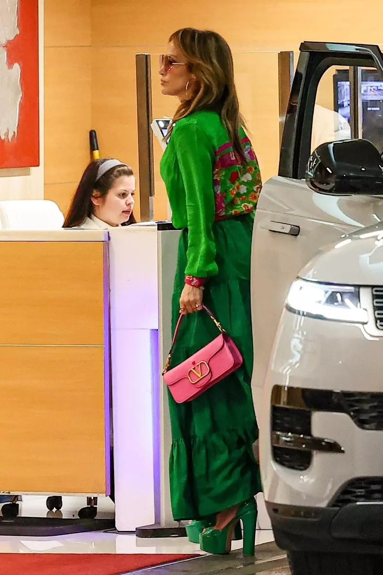 *EXCLUSIVE* Jennifer Lopez arrives at her office looking gorgeous in green