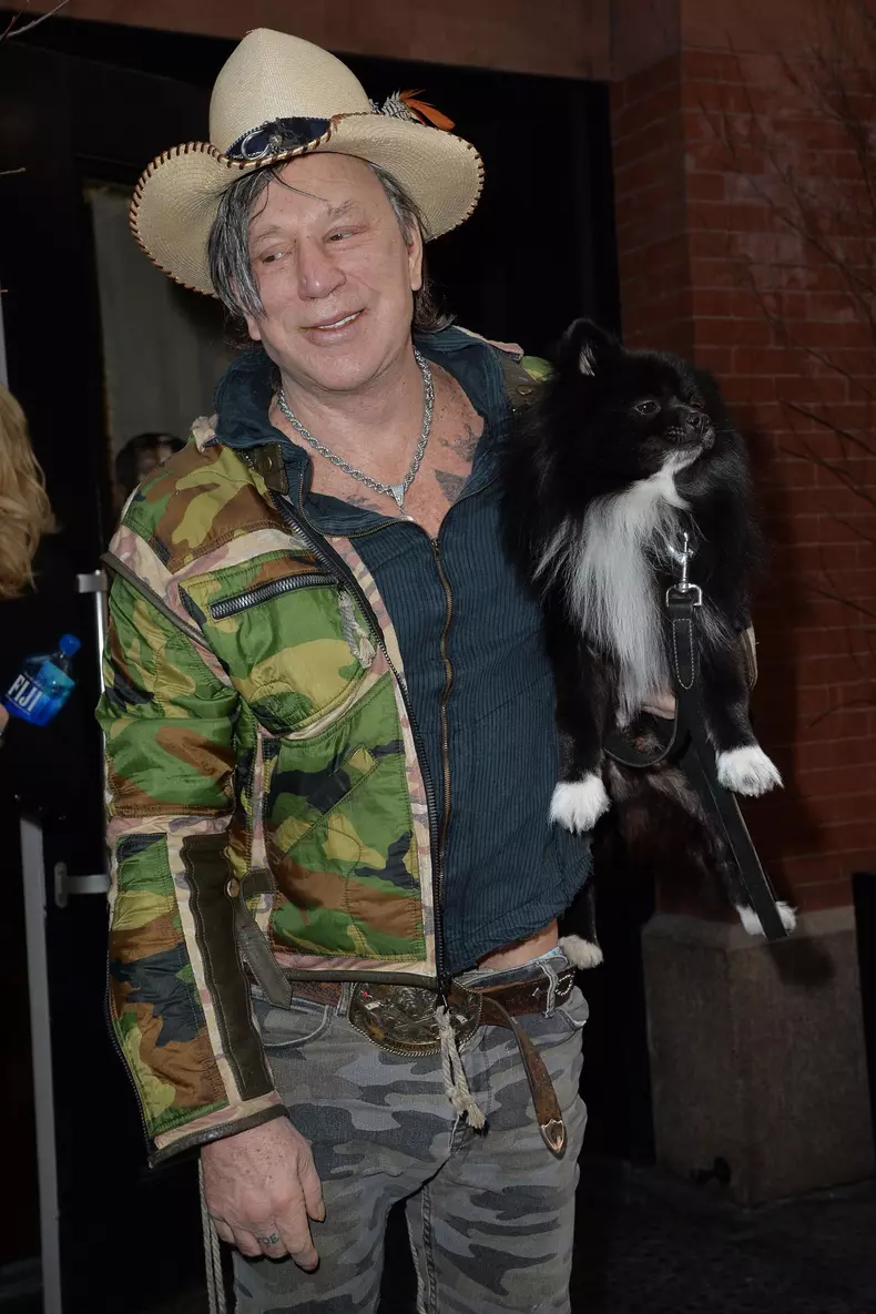 Mickey Rourke leaving his SoHo hotel