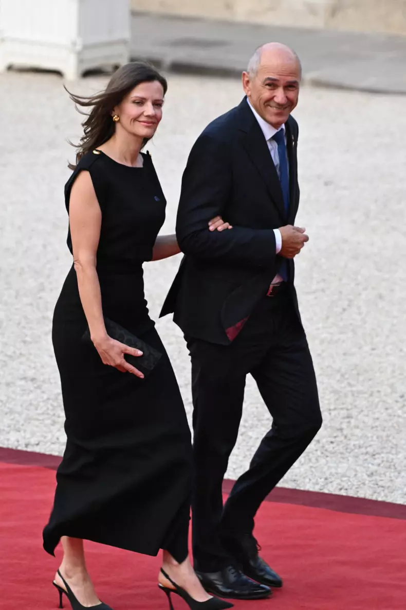 Dinner of the Coalition of the Willing to support Ukraine at Elysee - Paris
