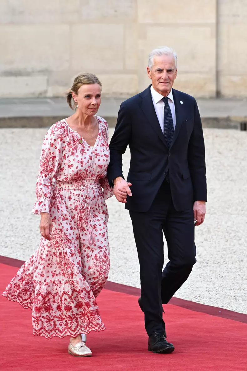Dinner of the Coalition of the Willing to support Ukraine at Elysee - Paris