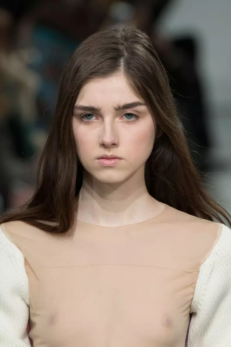 Saptamana Modei de la New York: nude make-up, la Calvin Klein