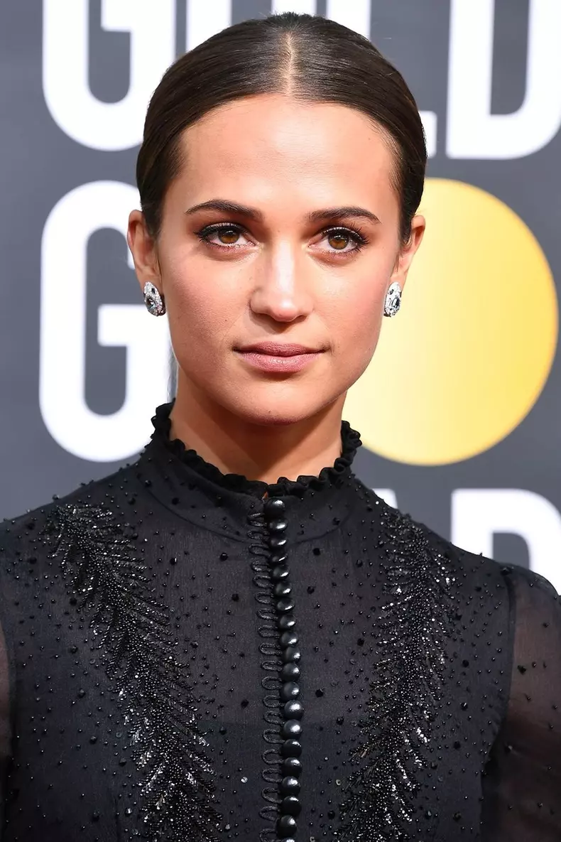 Alicia Vikander (bijuterii Bulgari)