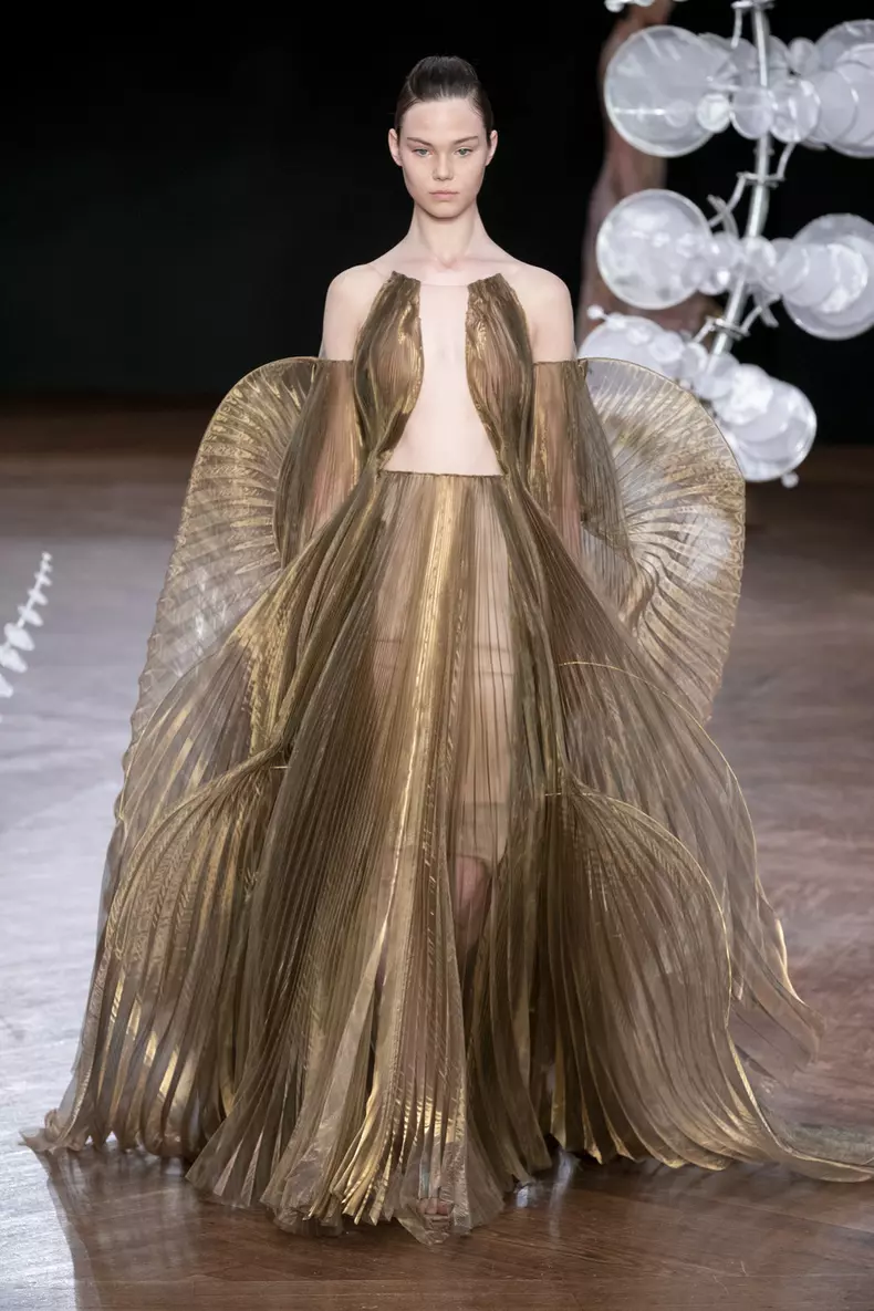 Iris Van Herpen Couture Fall 2019