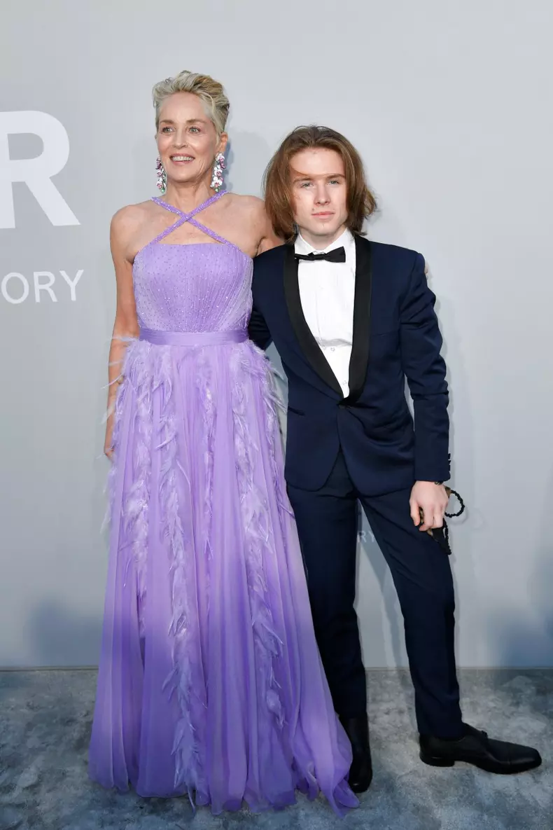 2. Sharon Stone și fiul ei, Roan Joseph Bronstein