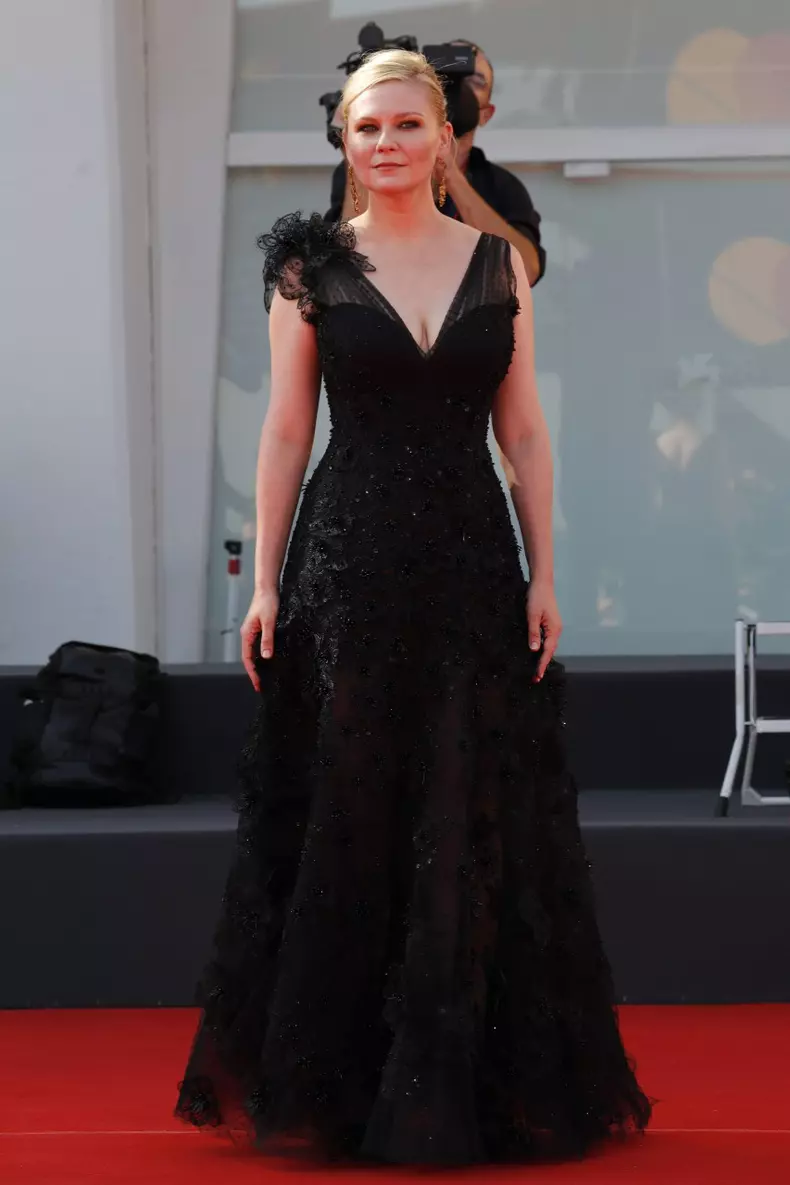 7. Kirsten Dunst in Armani Prive
