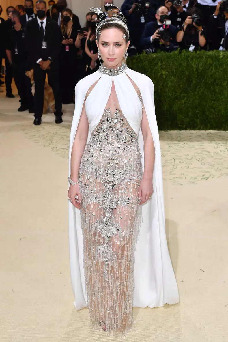 Emily Blunt în Miu Miu
