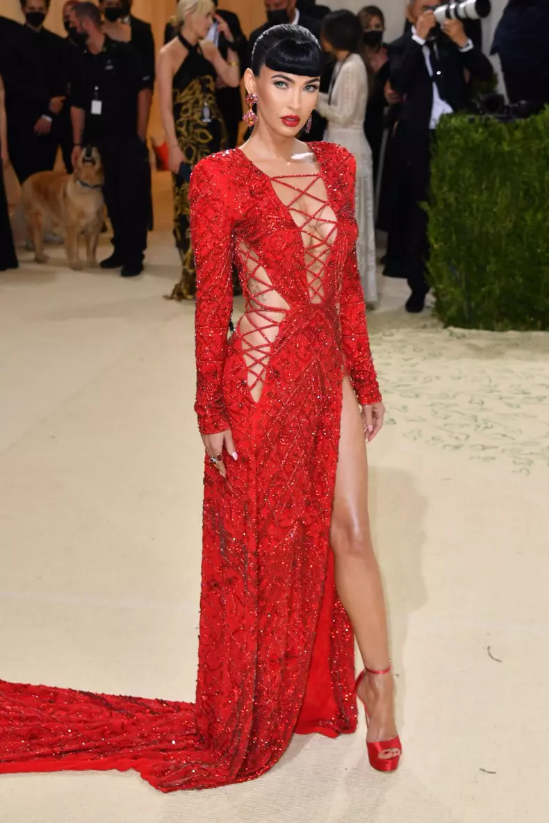 Megan Fox în Dundas