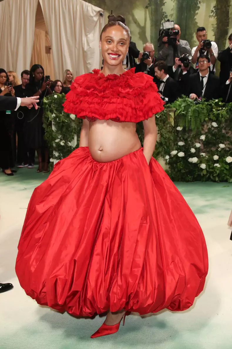 Adwoa Aboah în H&M