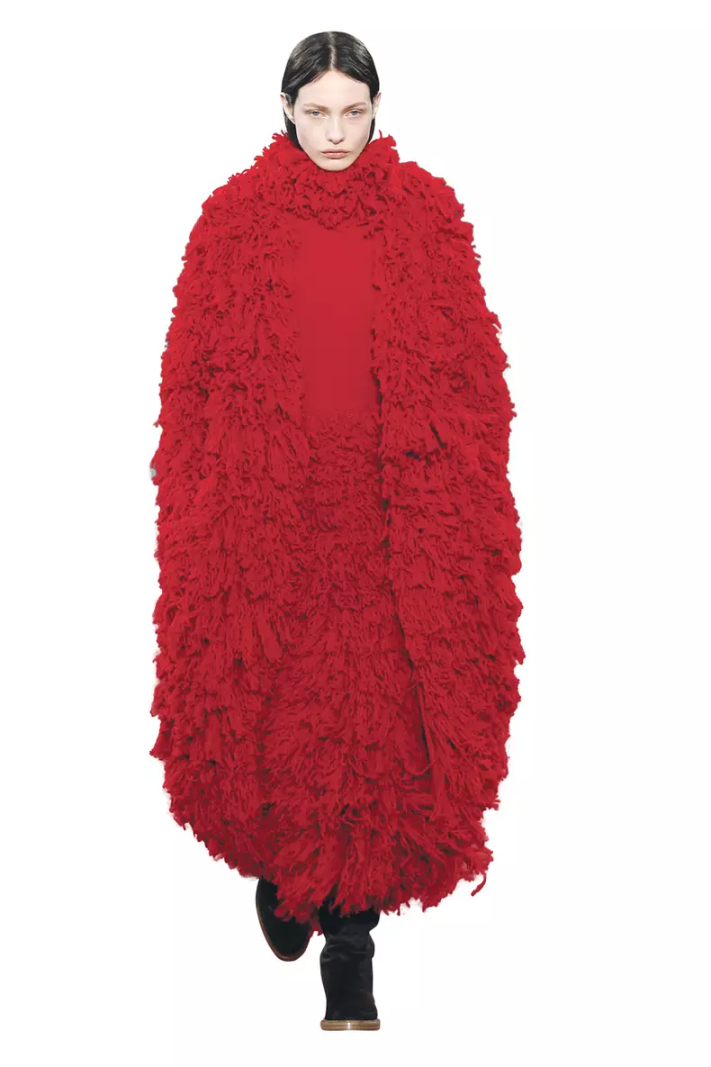 FLUFFY COATS (Gabriela Hearst)