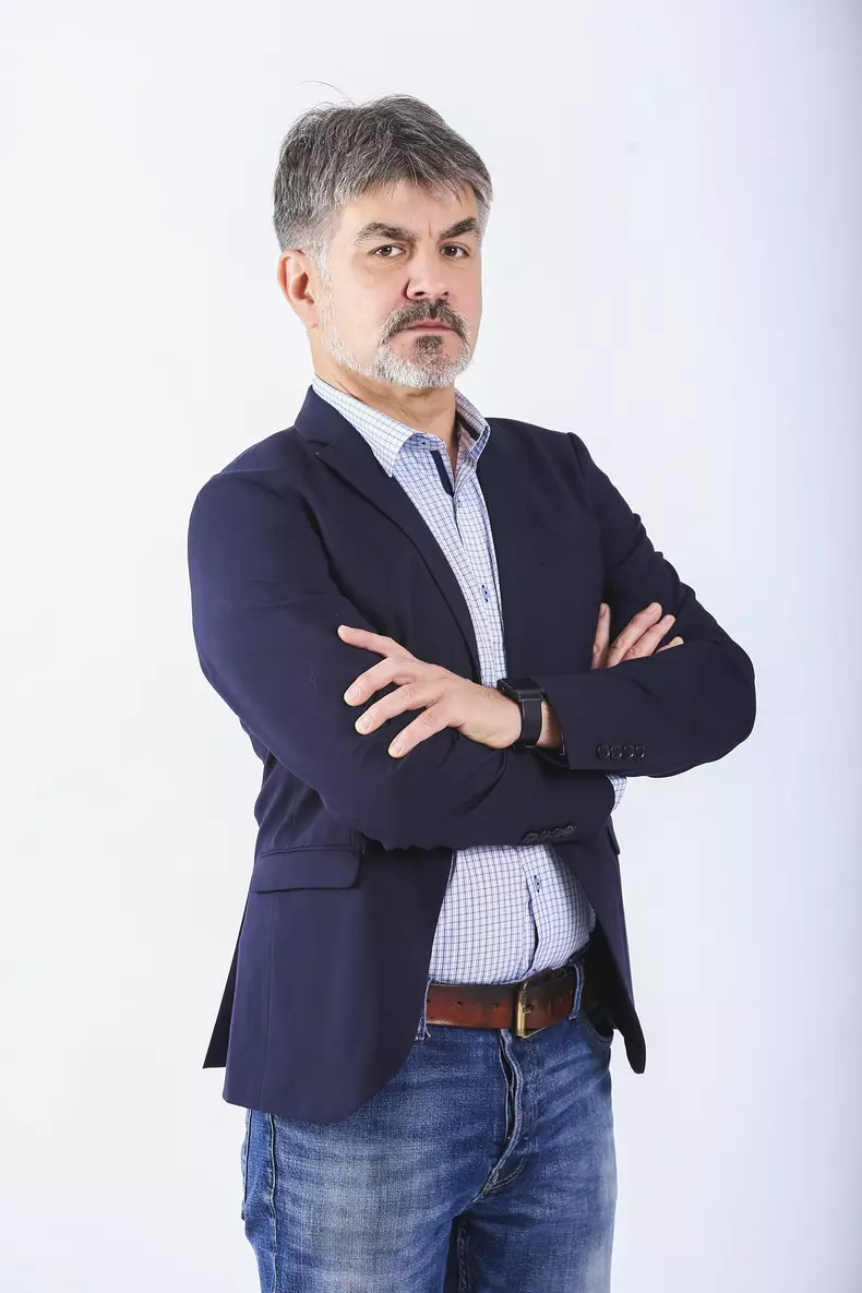 Lucian-Pavel_Adela_4