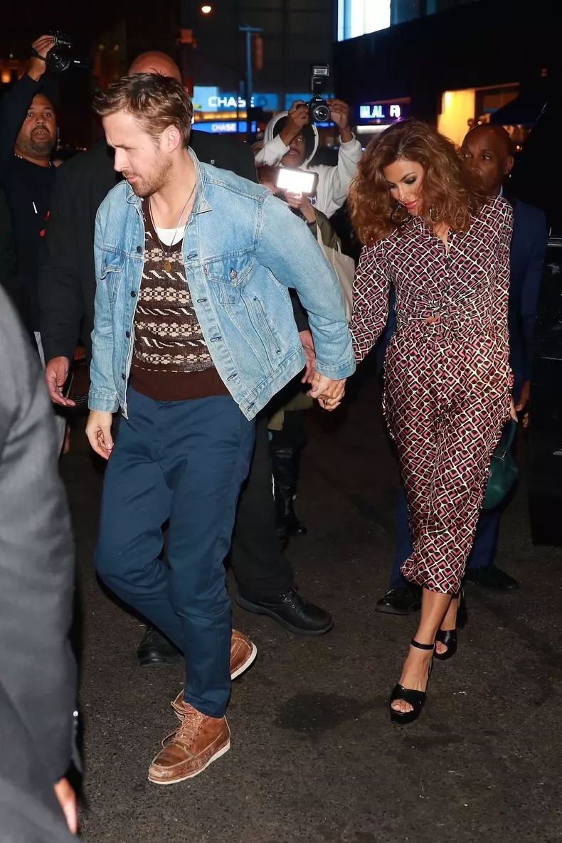 Cum își împart Eva Mendes și Ryan Gosling treburile casnice. Cine e „obsedat de bucătărie” în familia lor