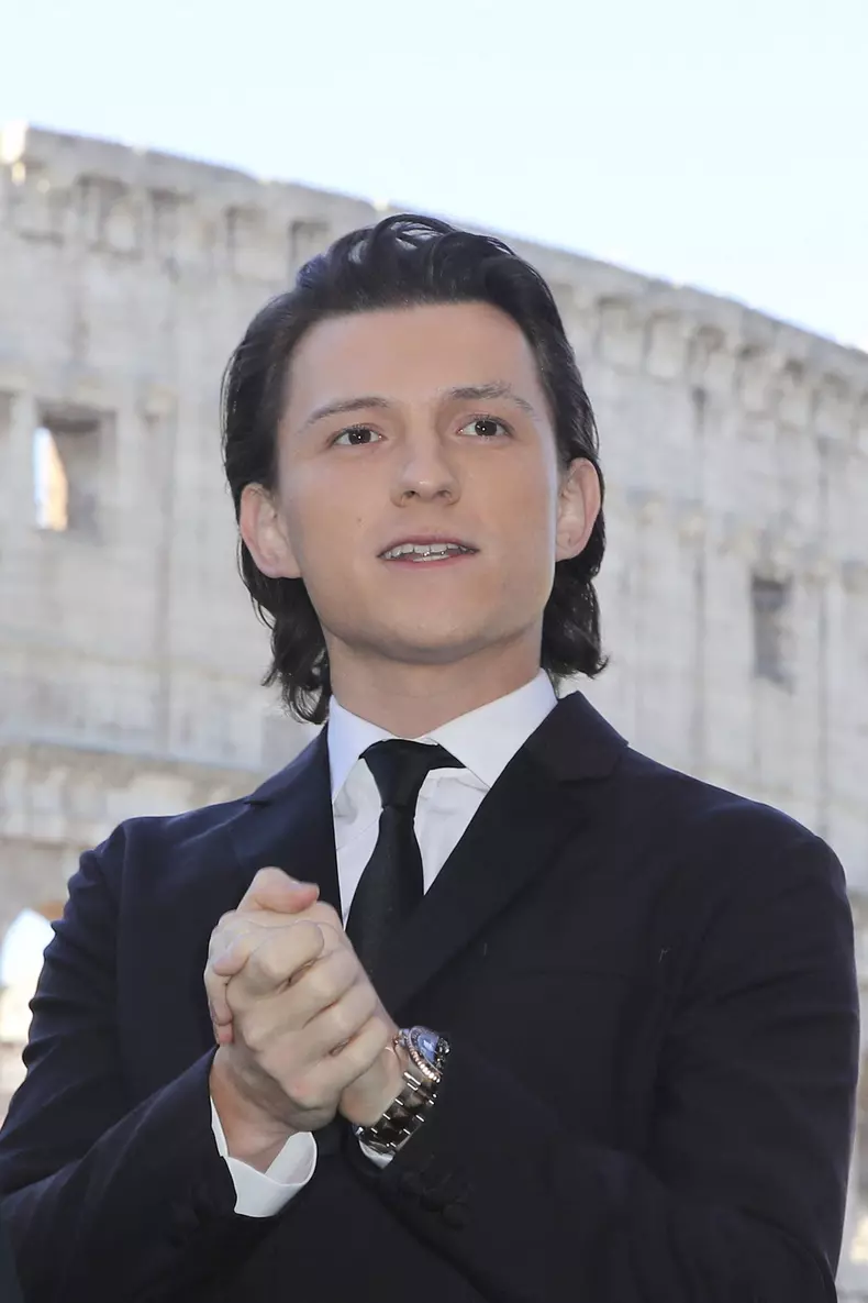 Tom Holland Promotes Uncharted - Rome