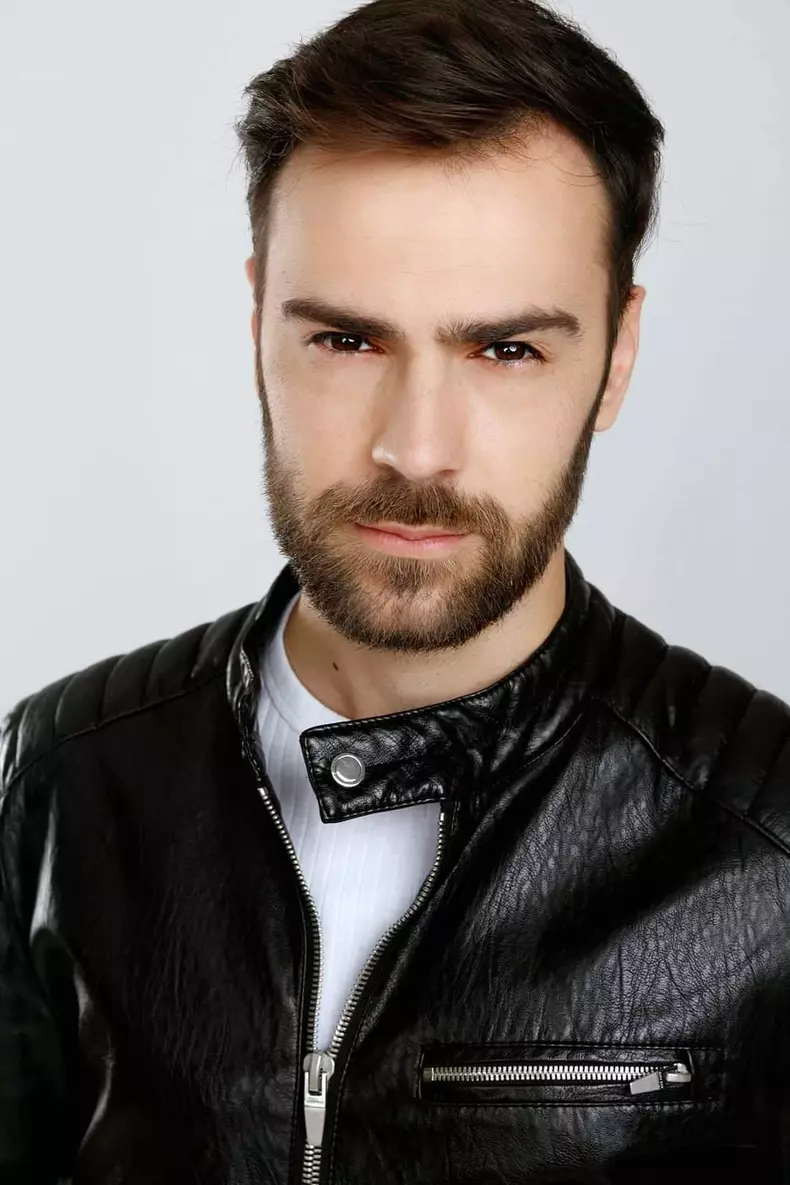 denis-hanganu-4