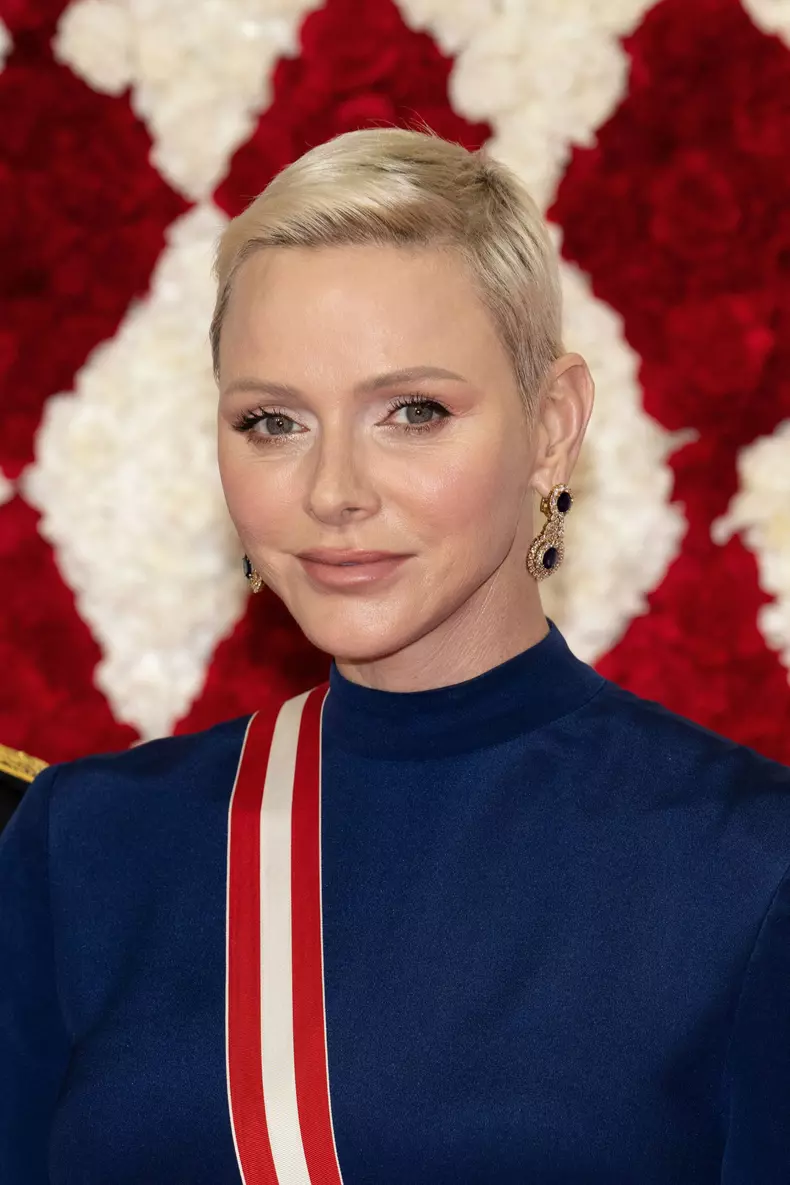 Cum a reușit Charlene de Monaco să întoarcă din nou toate privirile. Ce ținută a ales soția Prințului Albert